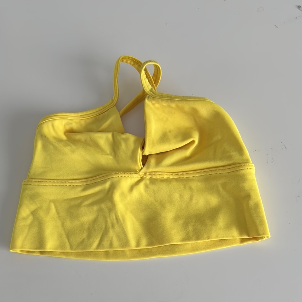 2nd Skin Yellow dance top. Size- mini 8” across chest
80%nylon 20%spandex